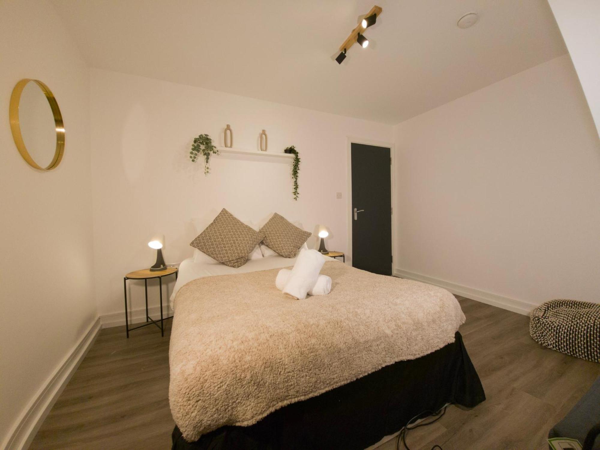 Plenty Of Parking Available; 3 Bedroom By Promise Apartment