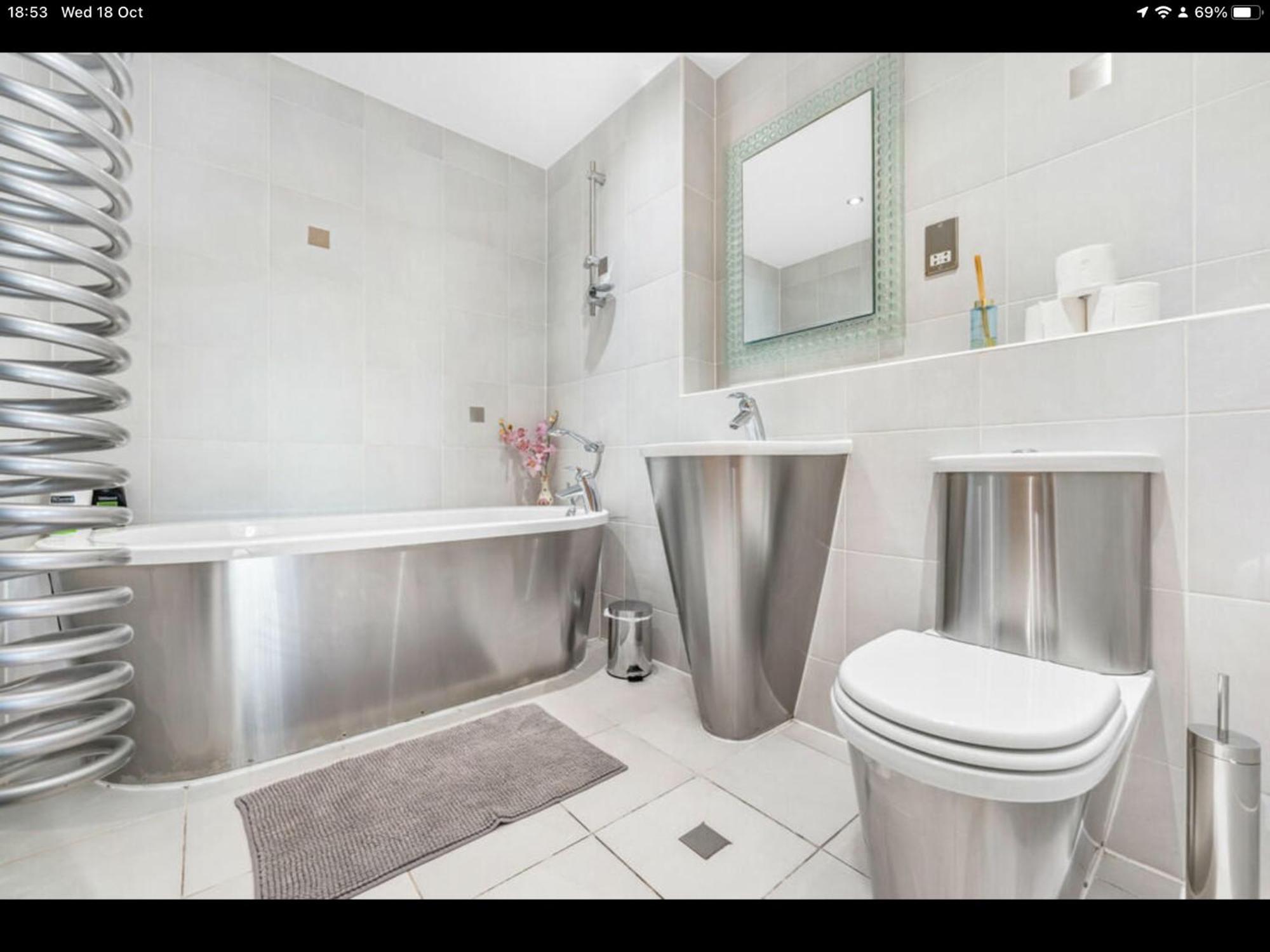 Stunning Spacious City Apartment With Free Parking Apartment Cardiff