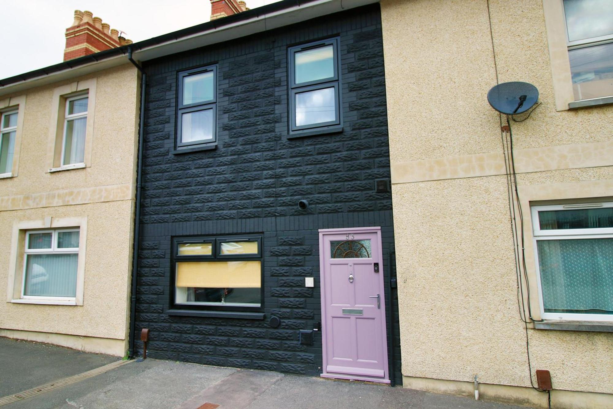 Holiday home Luxury 4 Bedroom 4 Ensuite In Penarth Cardiff