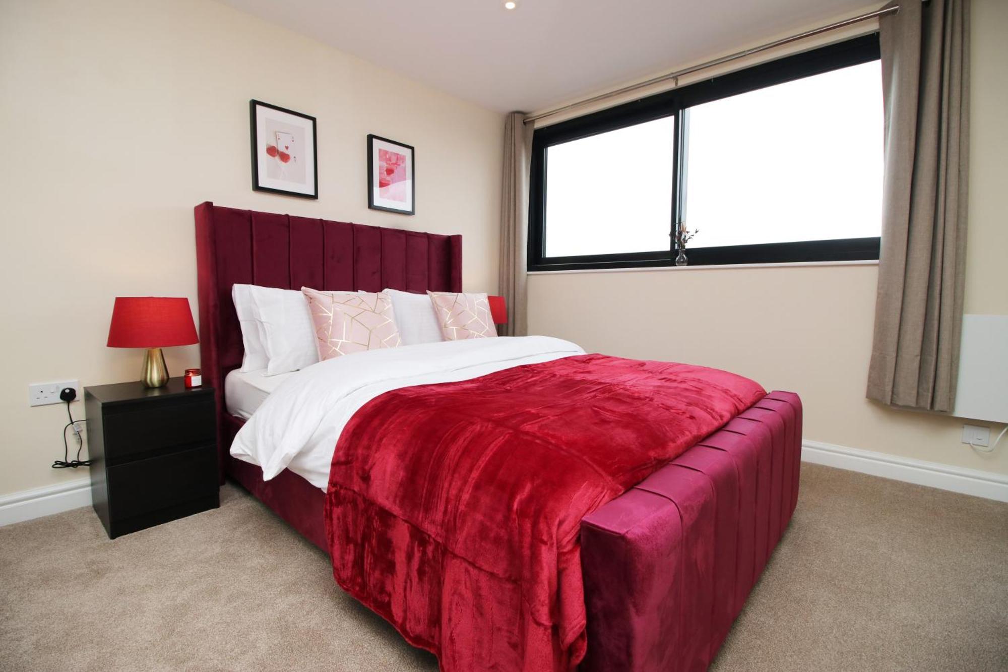 Holiday home Luxury 4 Bedroom 4 Ensuite In Penarth *