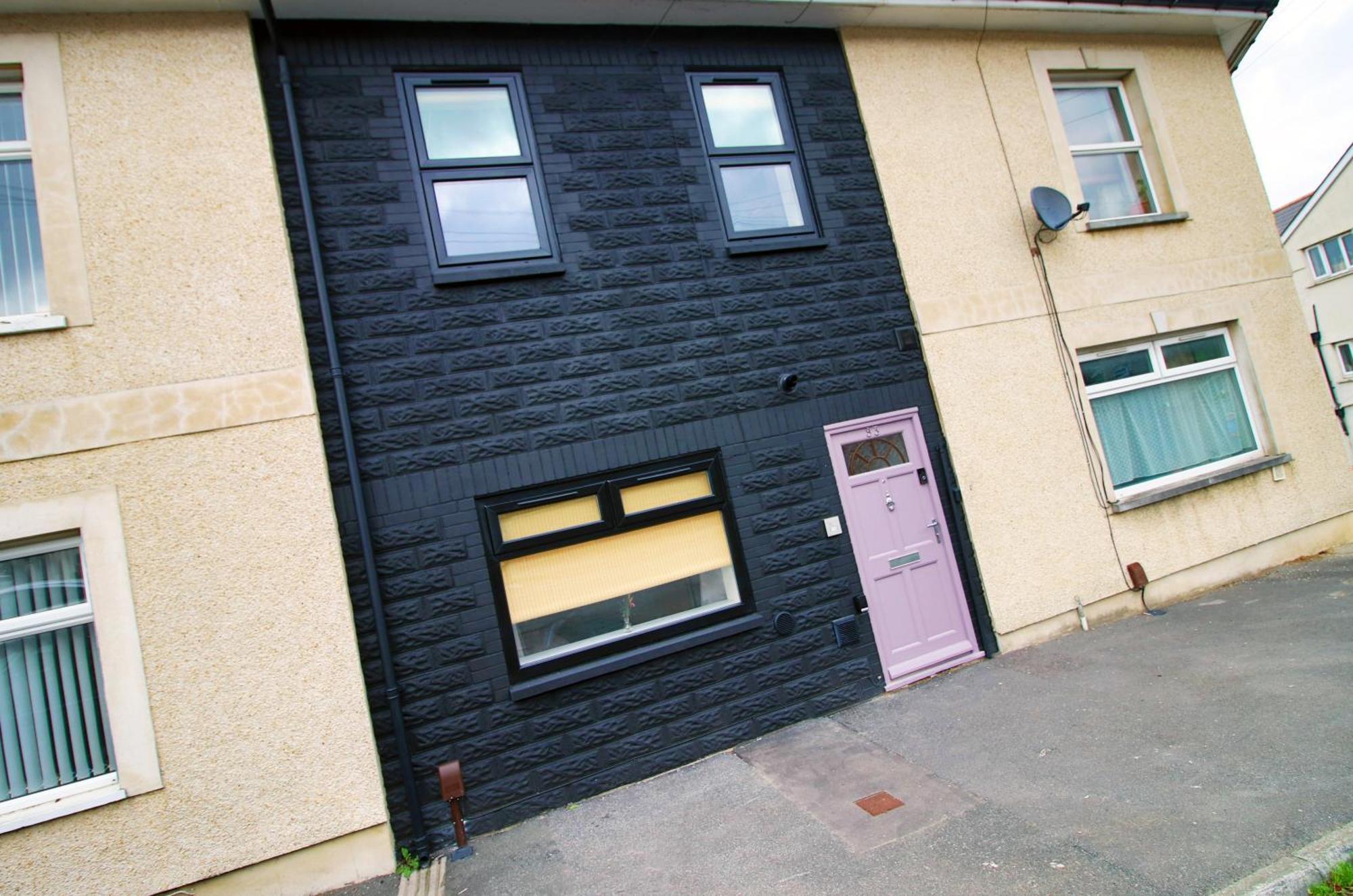 Luxury 4 Bedroom 4 Ensuite In Penarth *