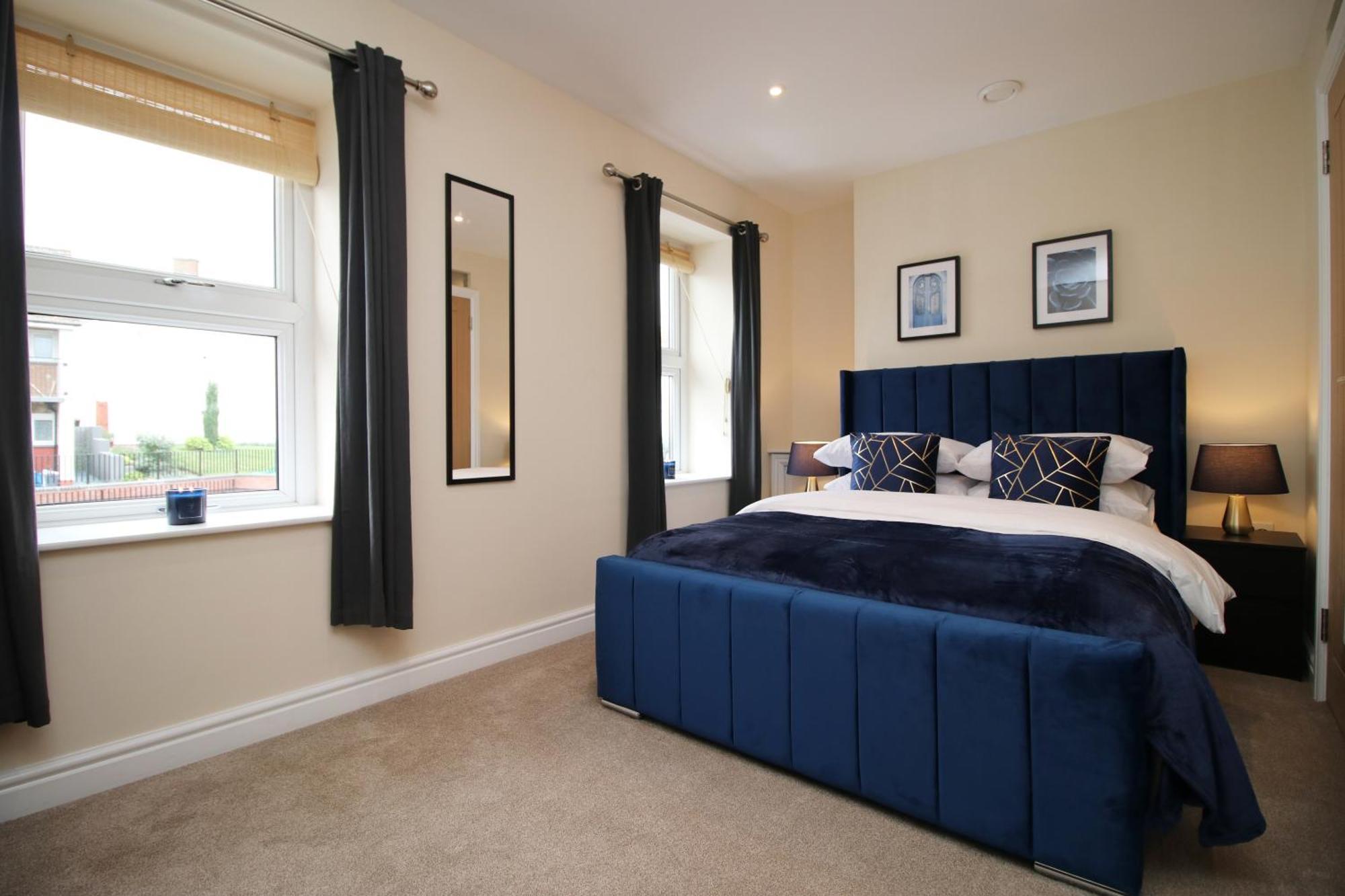 Luxury 4 Bedroom 4 Ensuite In Penarth * Cardiff