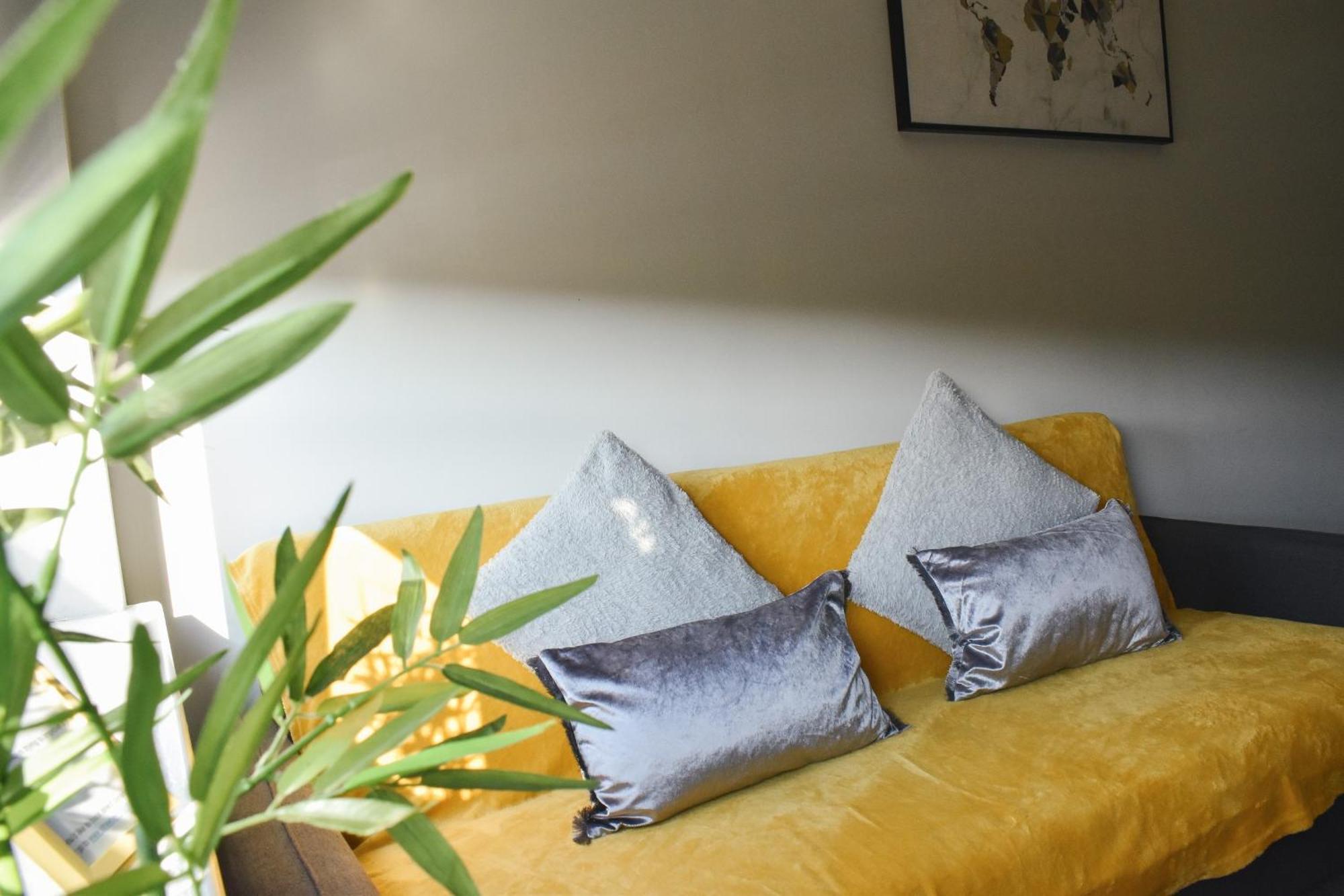 Apartment Studio For Professionals Trades Relocators *
