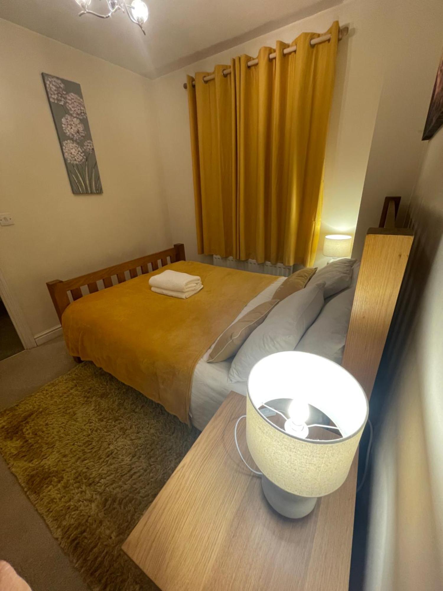 Holiday home In Cardiff. Sleeps 6 *