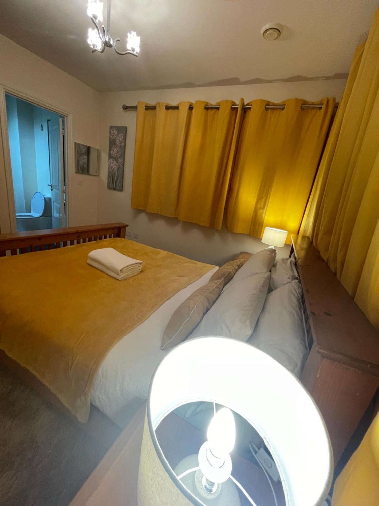 In Cardiff. Sleeps 6 * Cardiff