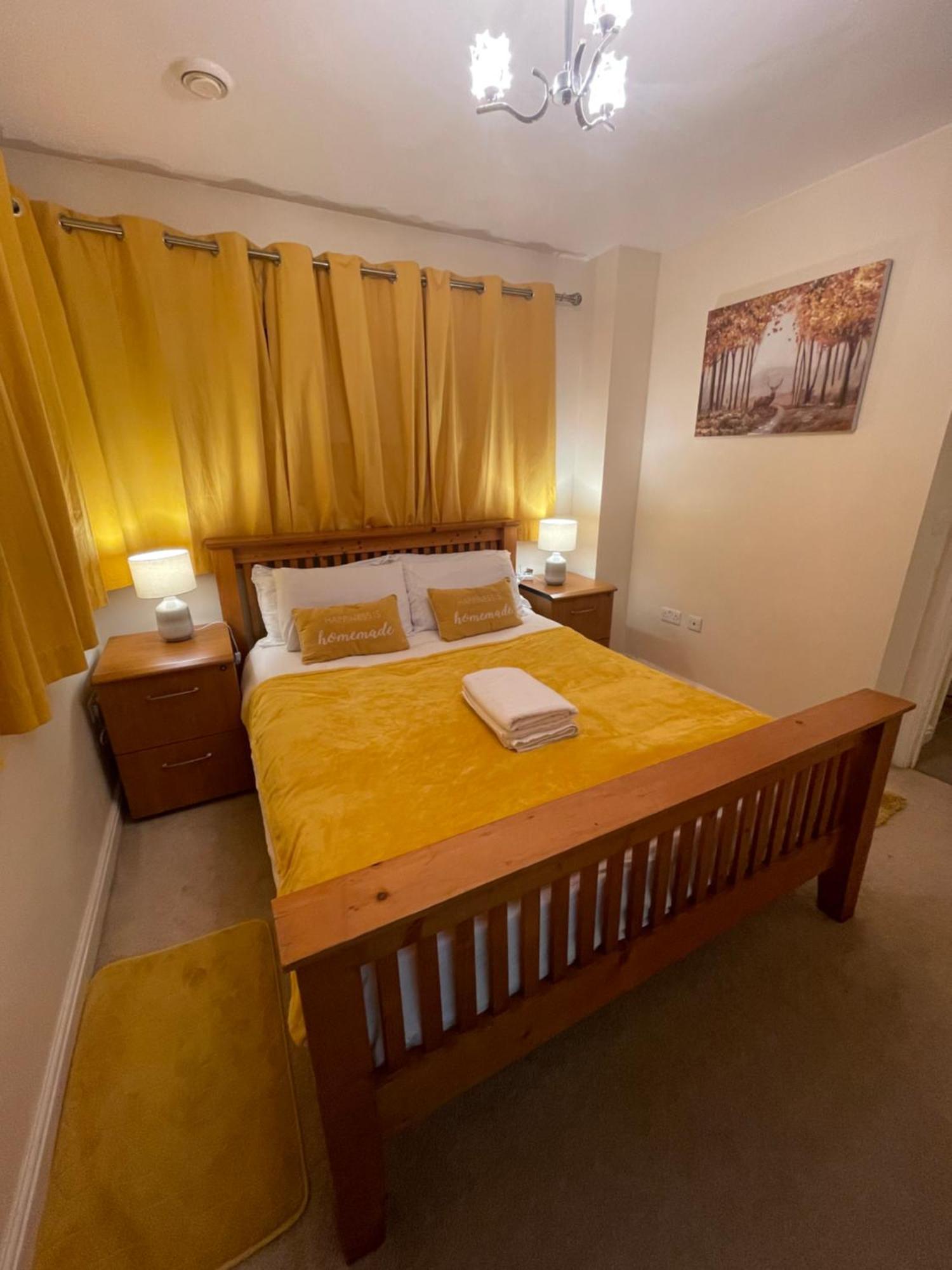 Holiday home In Cardiff. Sleeps 6 Cardiff