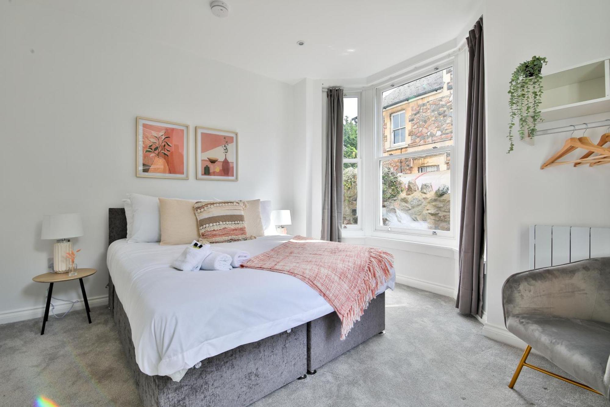 Apartment Stayright Spacious With Private Parking- 15-minute Stroll To Town Centre Cardiff