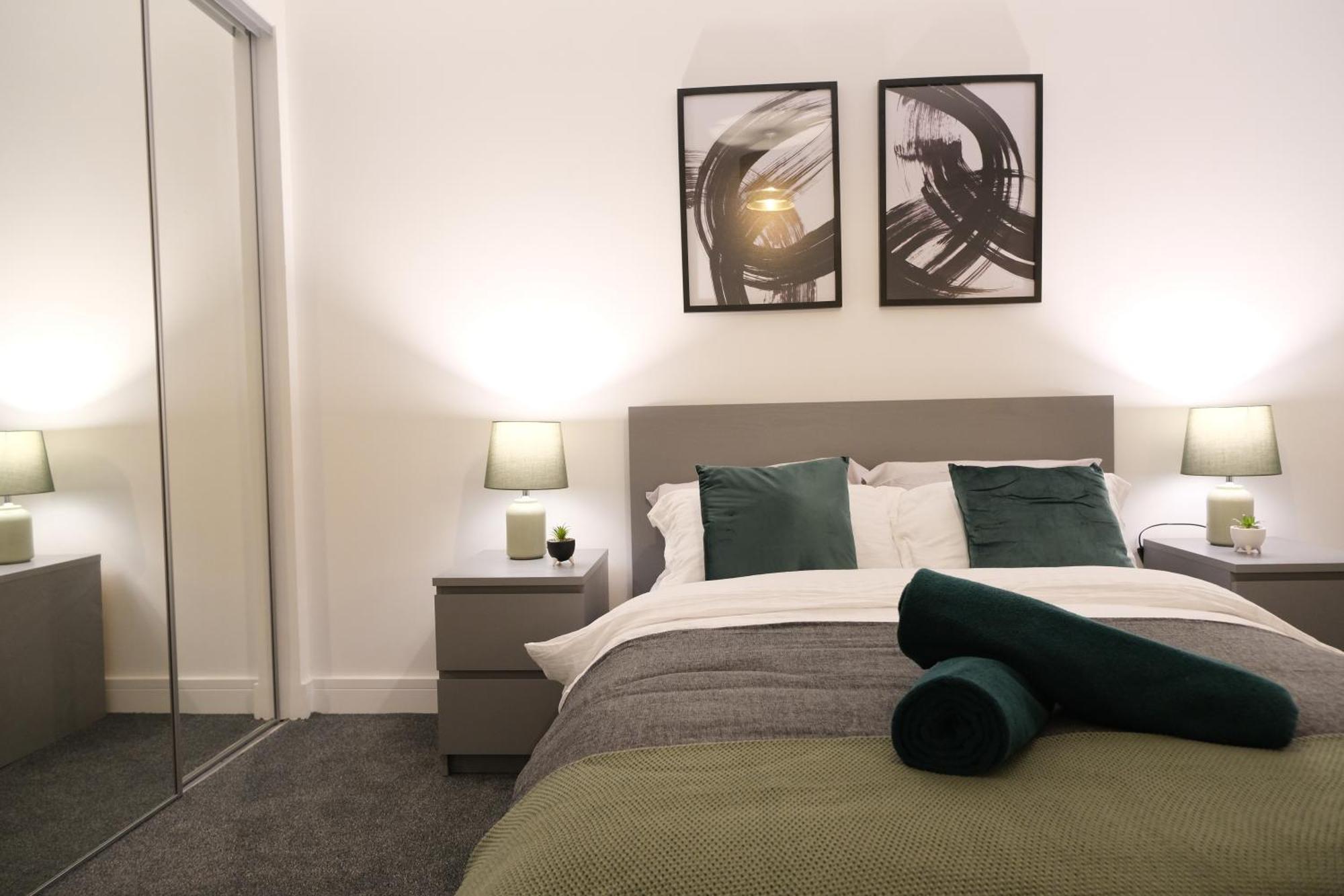 Richmond Village Apartment *