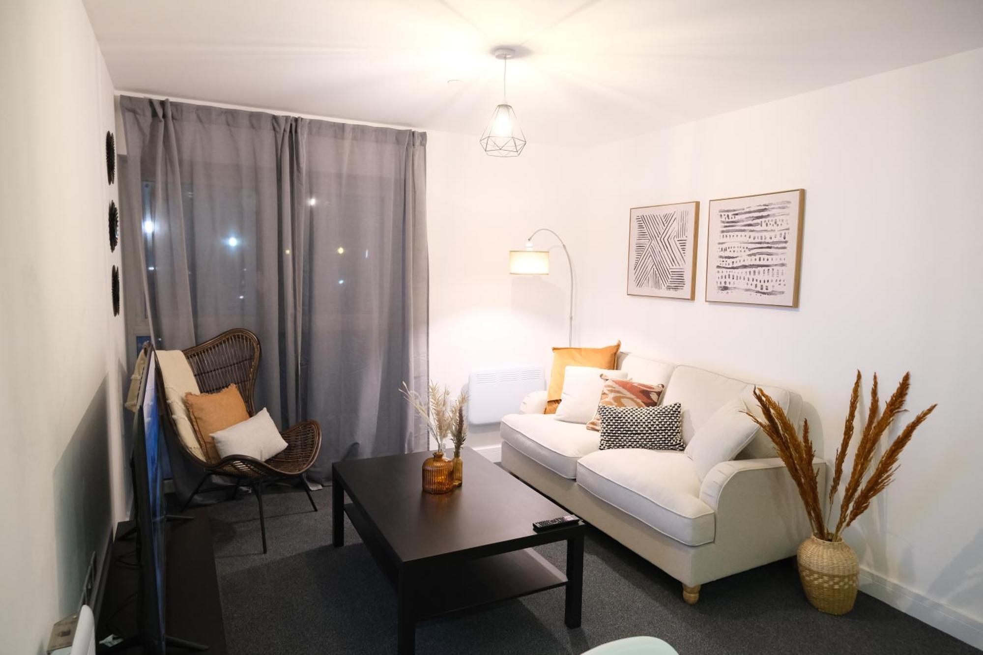 Richmond Village Apartment