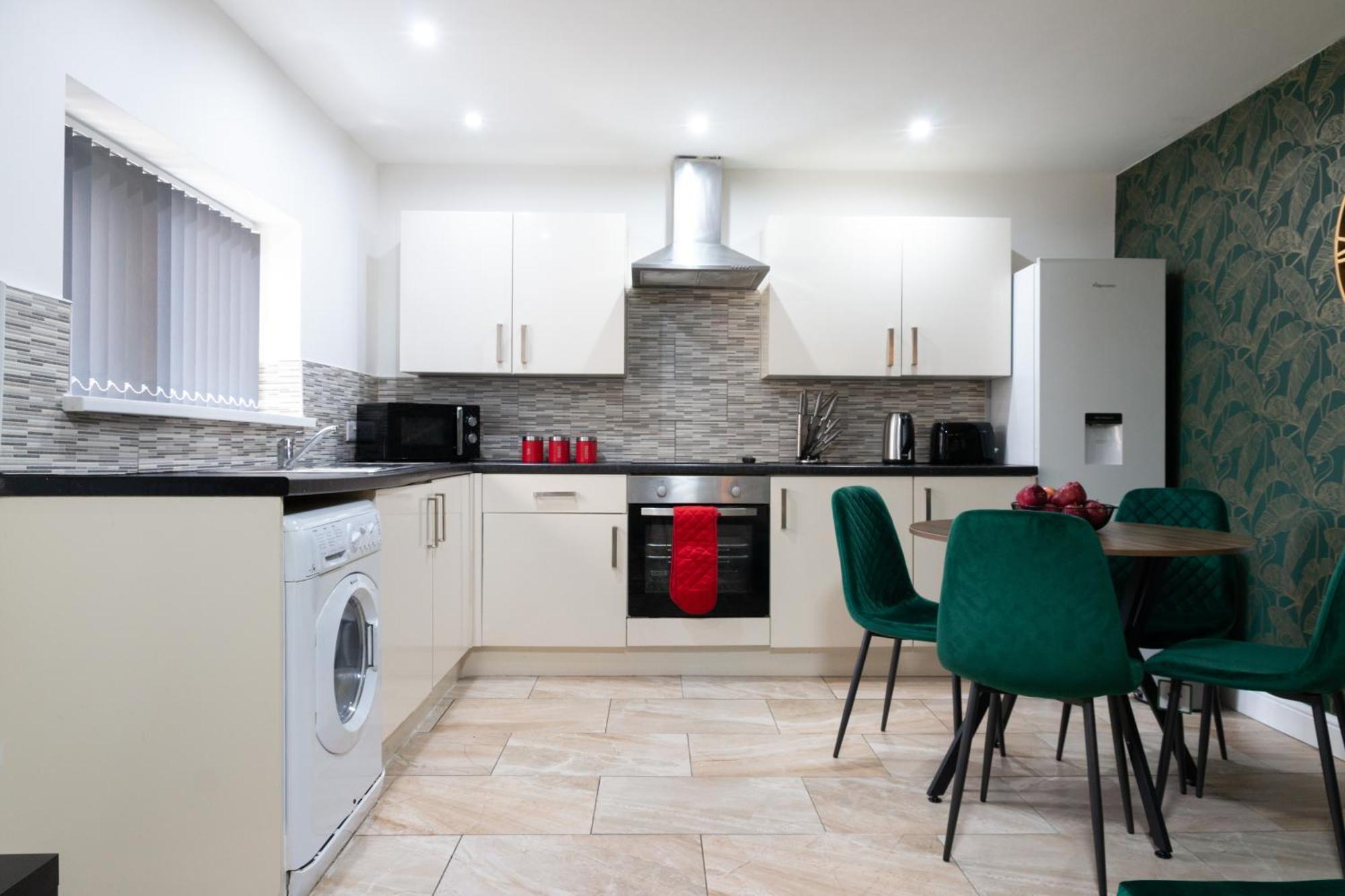 2 Bedroom Entire Near Principality Stadium * Cardiff