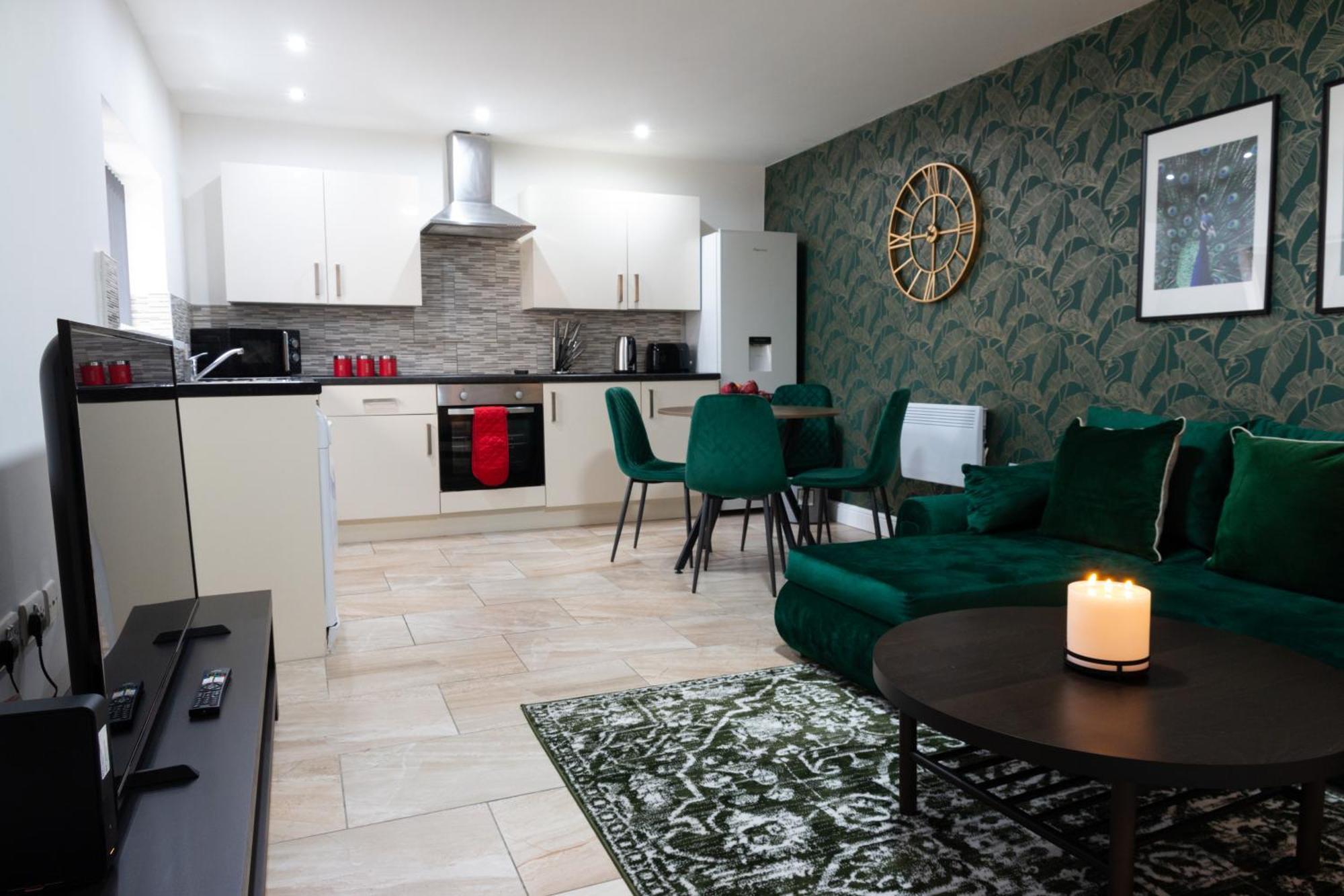 2 Bedroom Entire Near Principality Stadium Apartment *