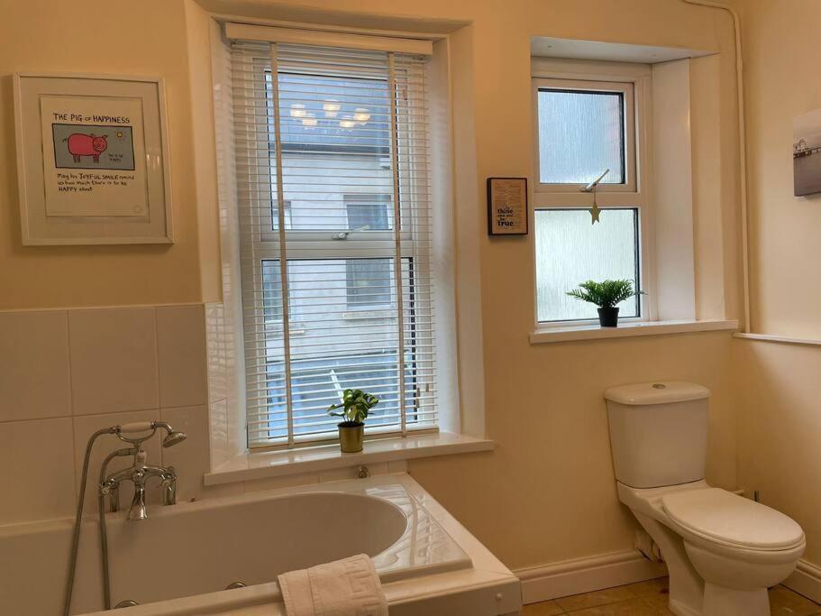 The Regal At Penarth By Mgroupsa *