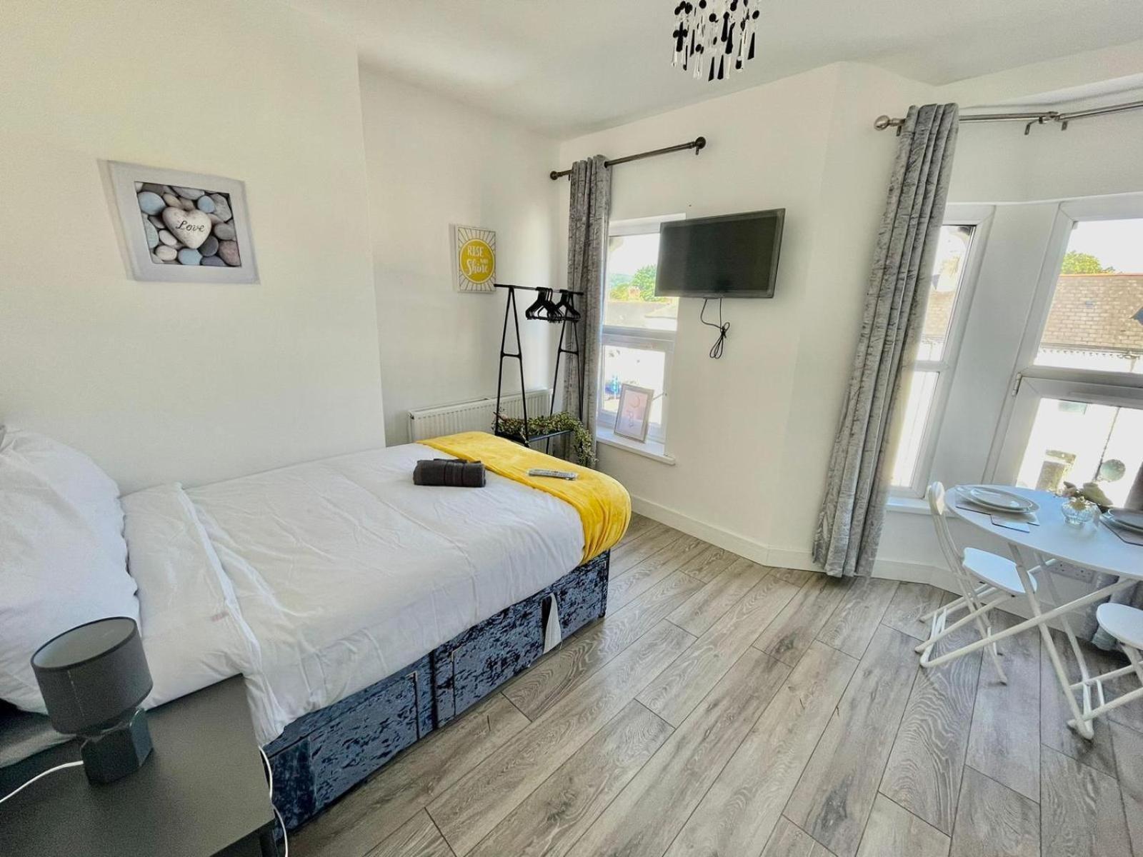 Cheerful 1 Bed City Centre - Penarth Rd
