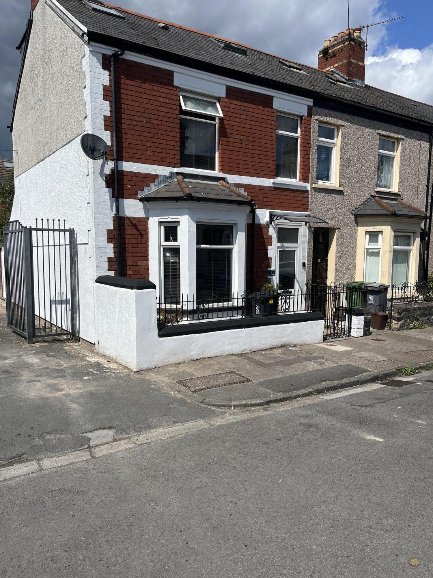 Adanhouse-stockland Spacious 5 Bedroom House Sleeps 12 Private Garden Holiday home