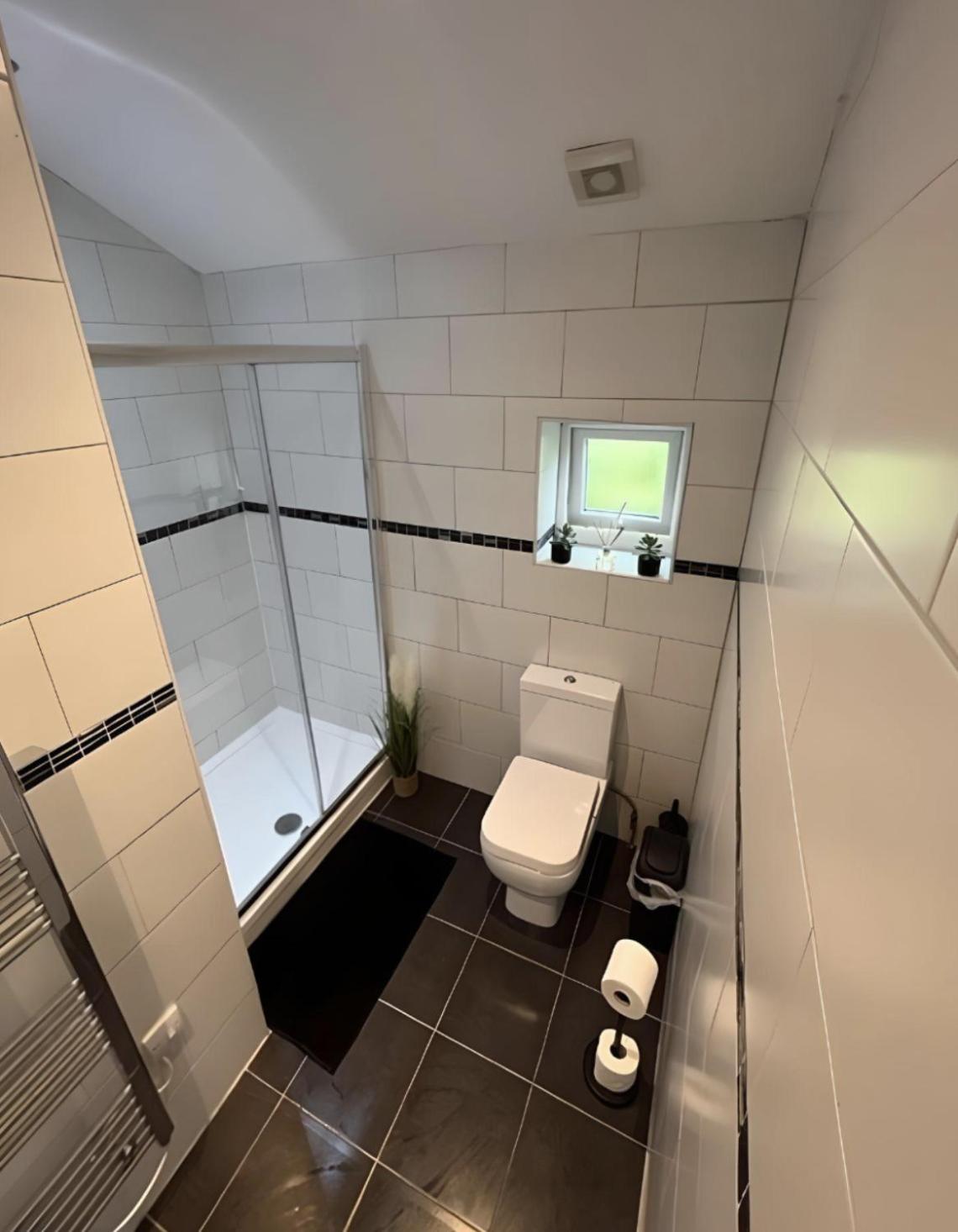 Apartment 2 Bed Apartment, Close To City Centre, Principality Stadium *