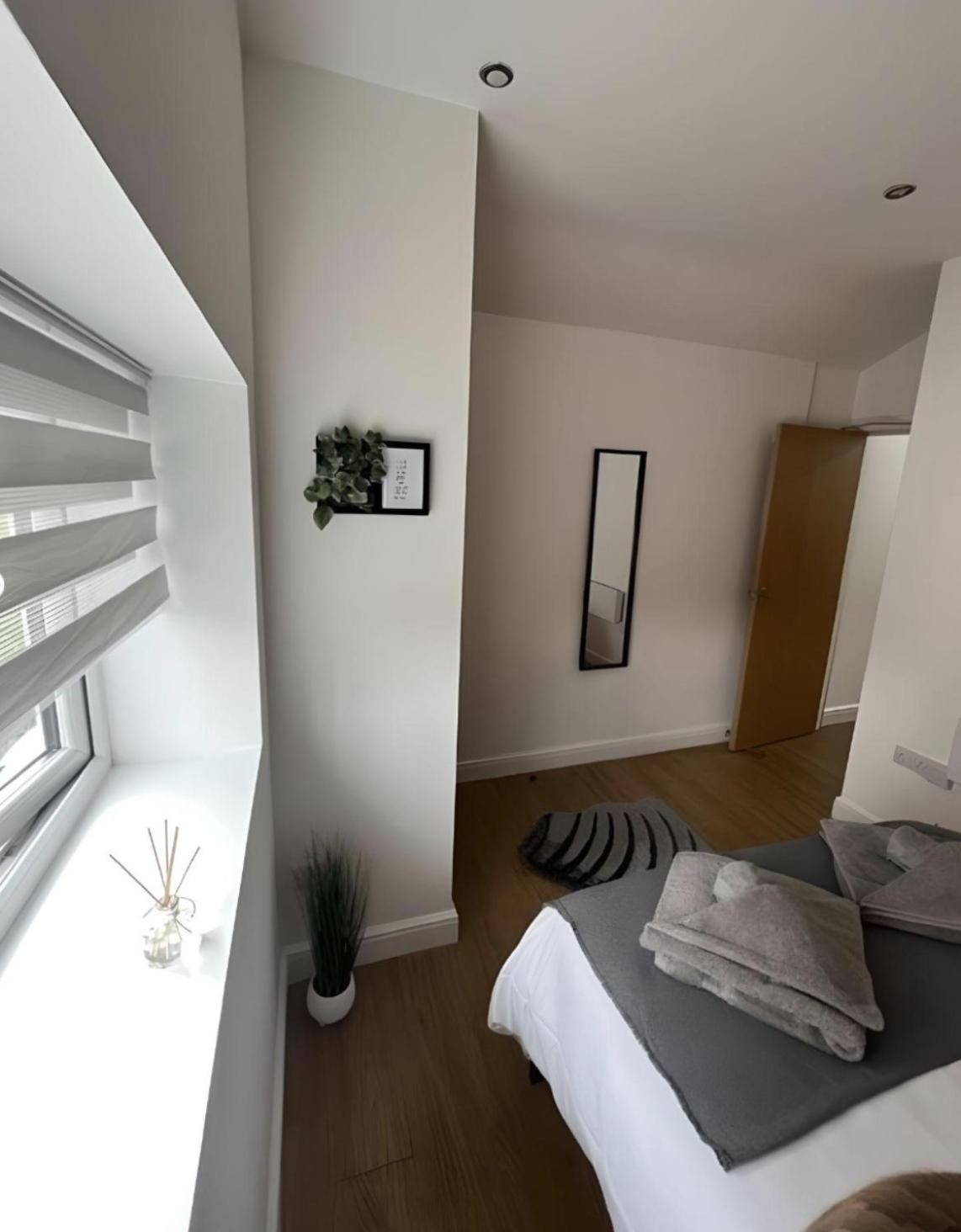 2 Bed Apartment, Close To City Centre, Principality Stadium Apartment *