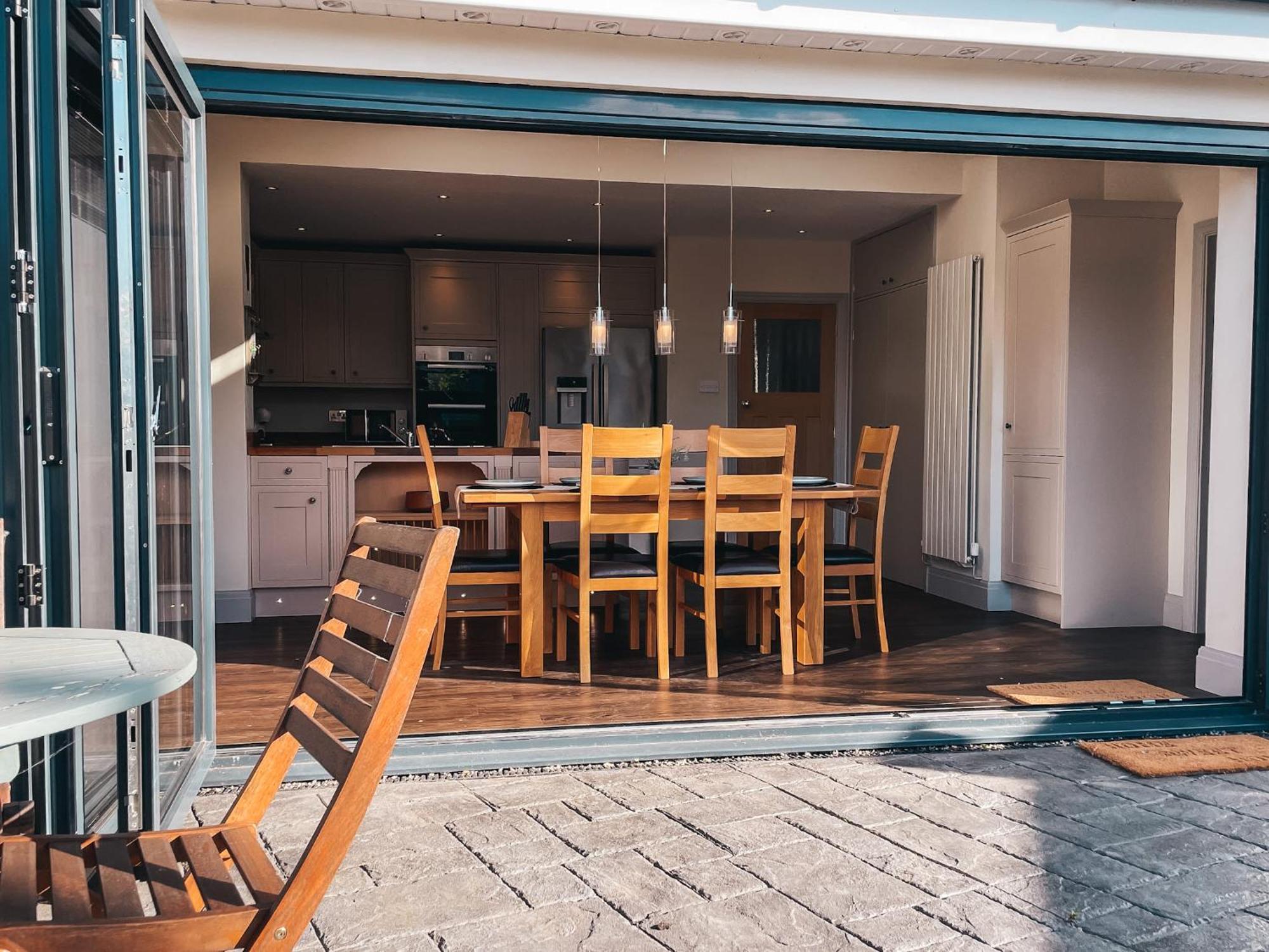 Holiday home Ty Fry Gardens Cardiff