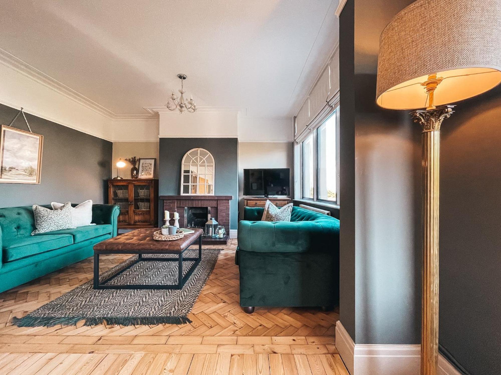 Ty Fry Gardens Holiday home Cardiff