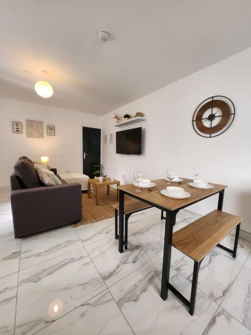 Apartment Flat 8 - 10 Min To Centre By Promise *