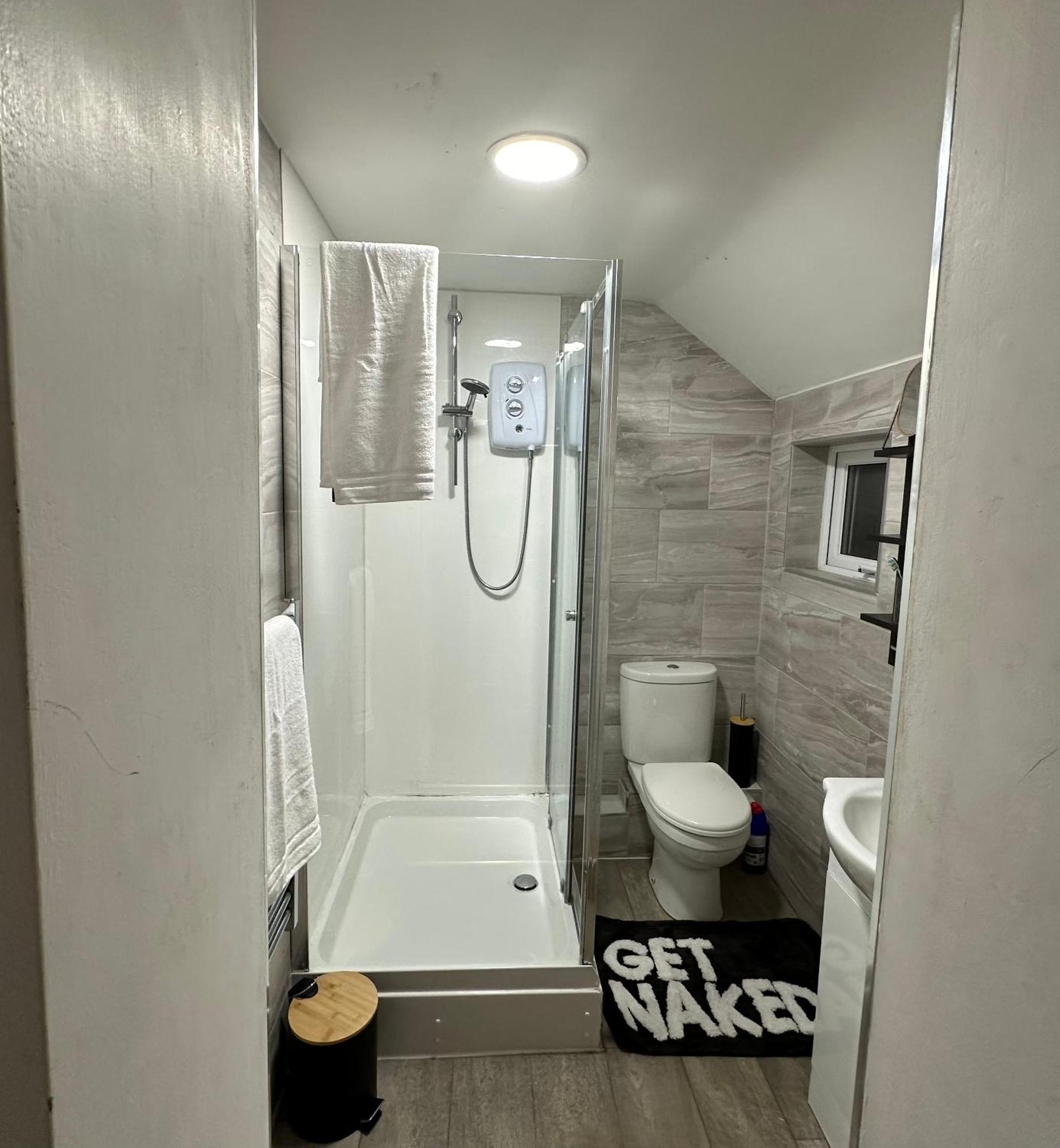Apartment 2-bed With Rooftop Garden In Prime Location Cardiff