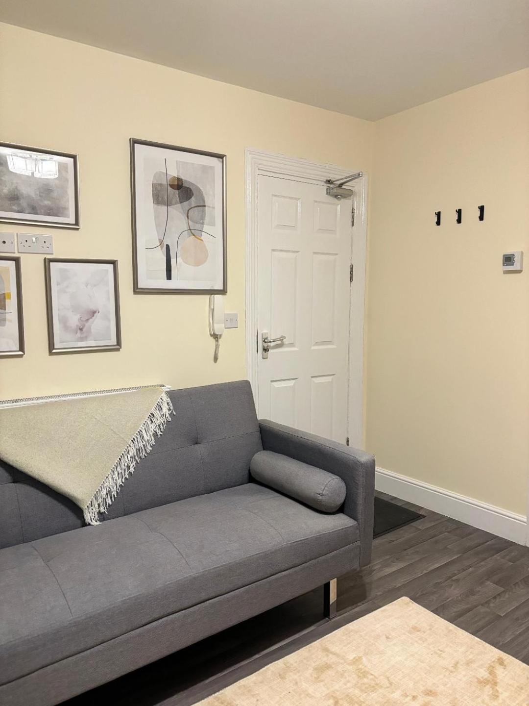Cardiff/penarth Apartment Cardiff