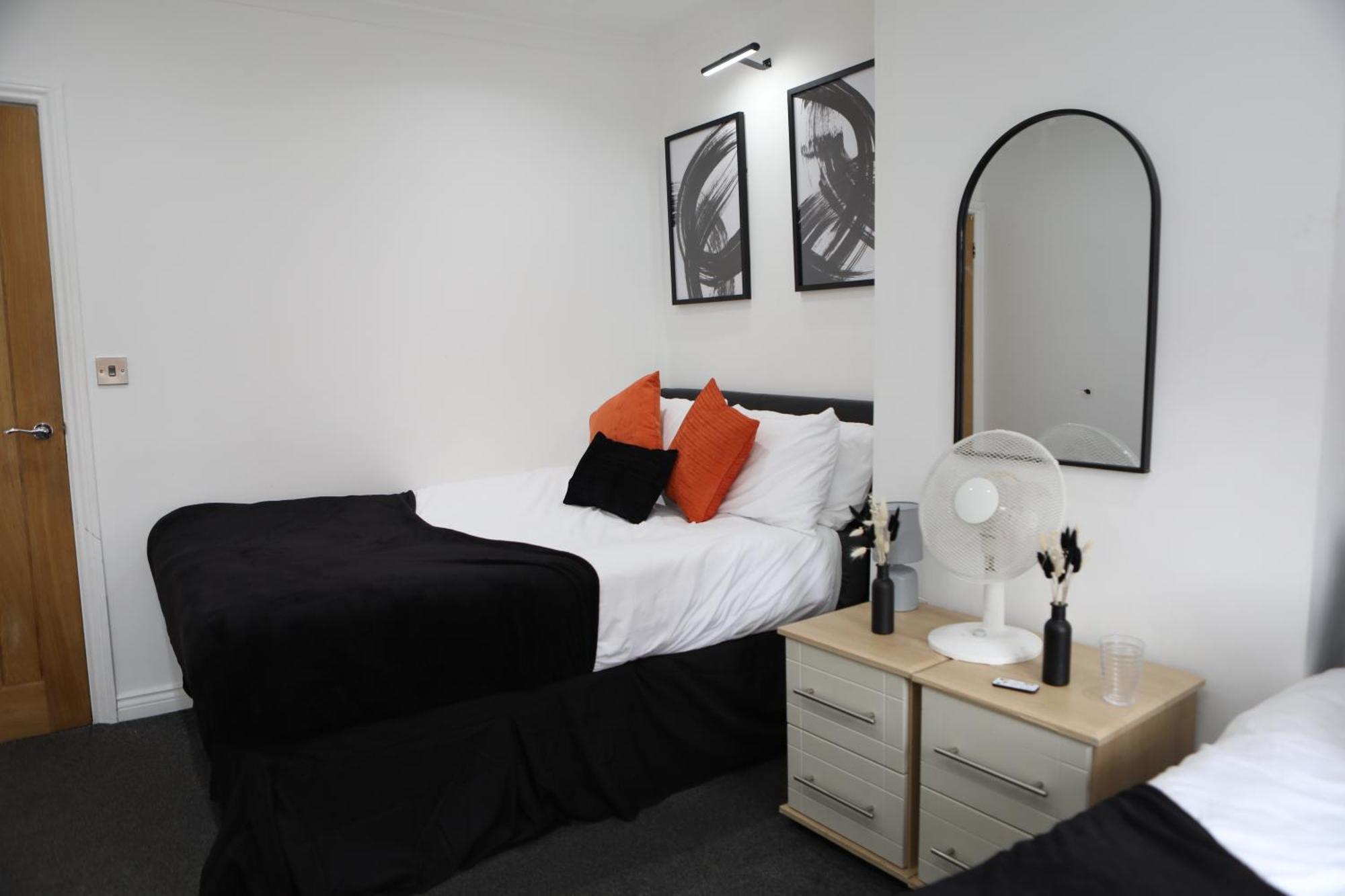 2-bed With Rooftop Garden In Prime Location Cardiff