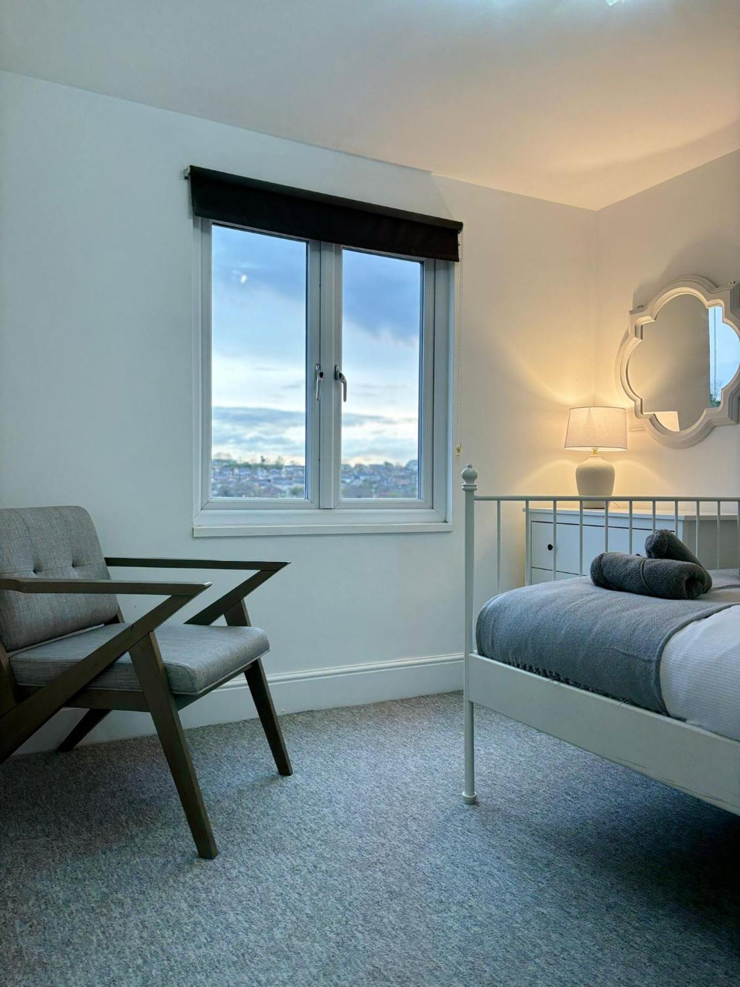 Cardiff/pernath Home2 *