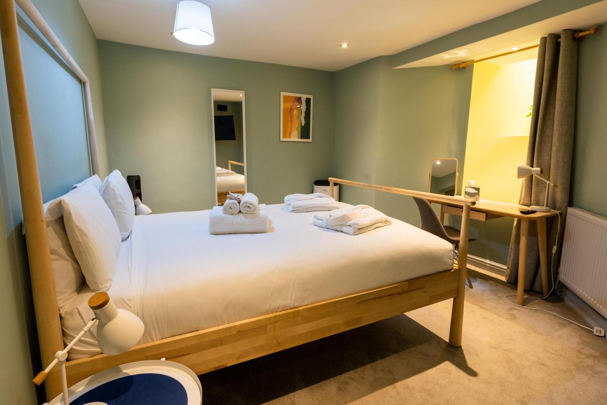 Apartment Aaron Wise - 17 Fitzhamon Cardiff