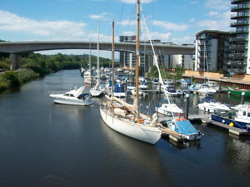 Cardiff/pernath Home2 * Cardiff