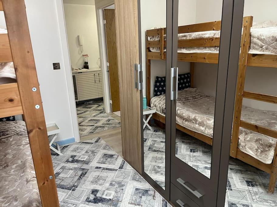 Apartment Entire Flat In Cardiff