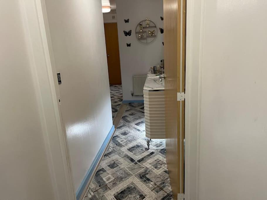Entire Flat In Apartment