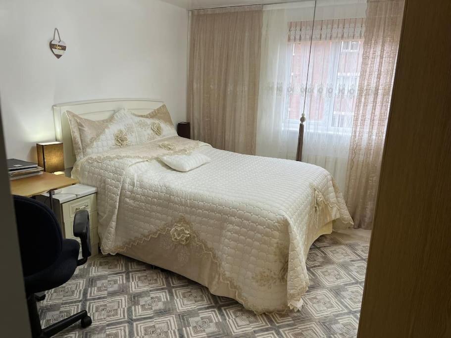 Entire Flat In Apartment