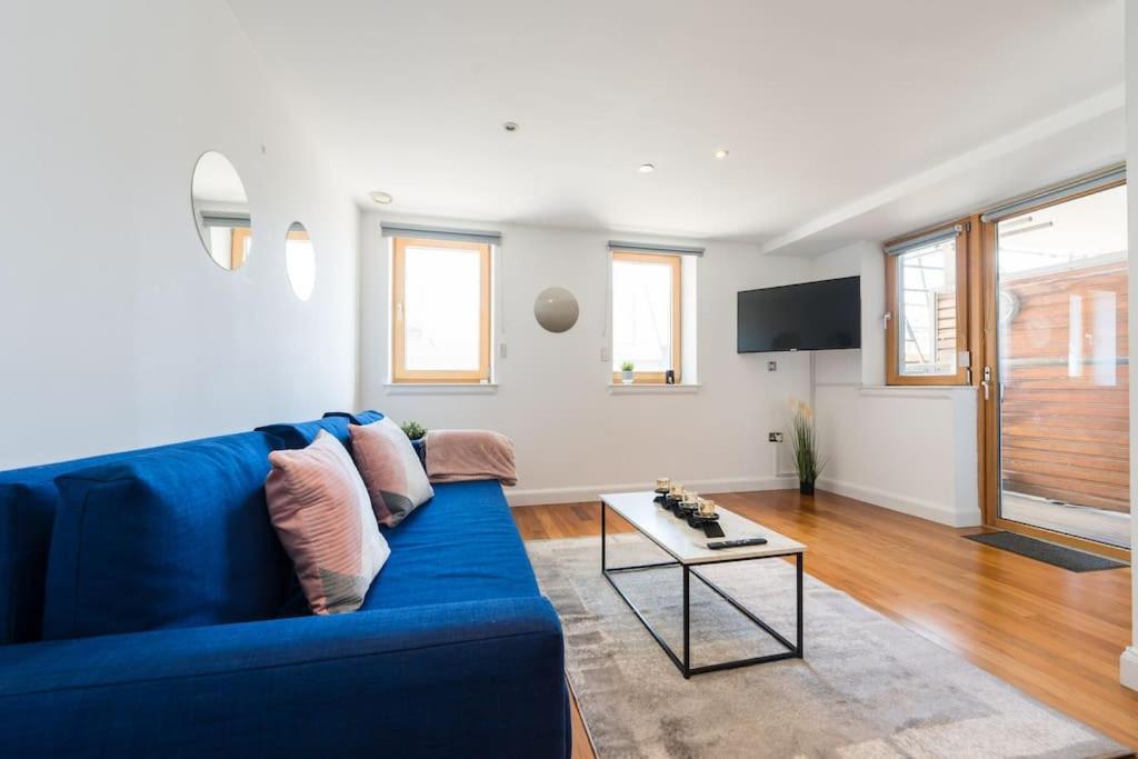 In The Heart Of Centre Apartment *
