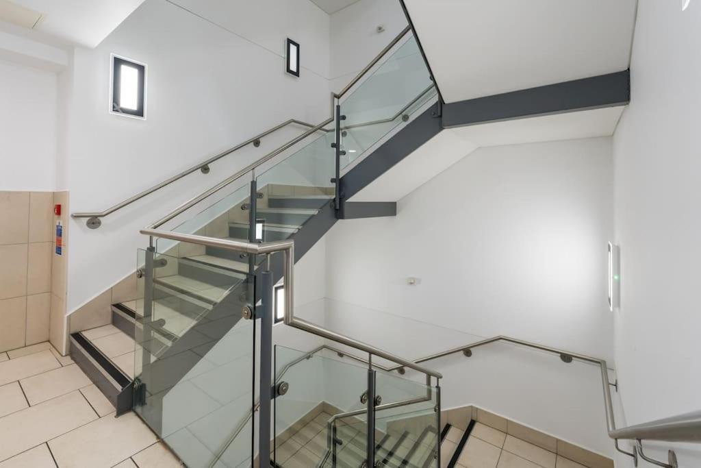 In The Heart Of Centre Apartment Cardiff