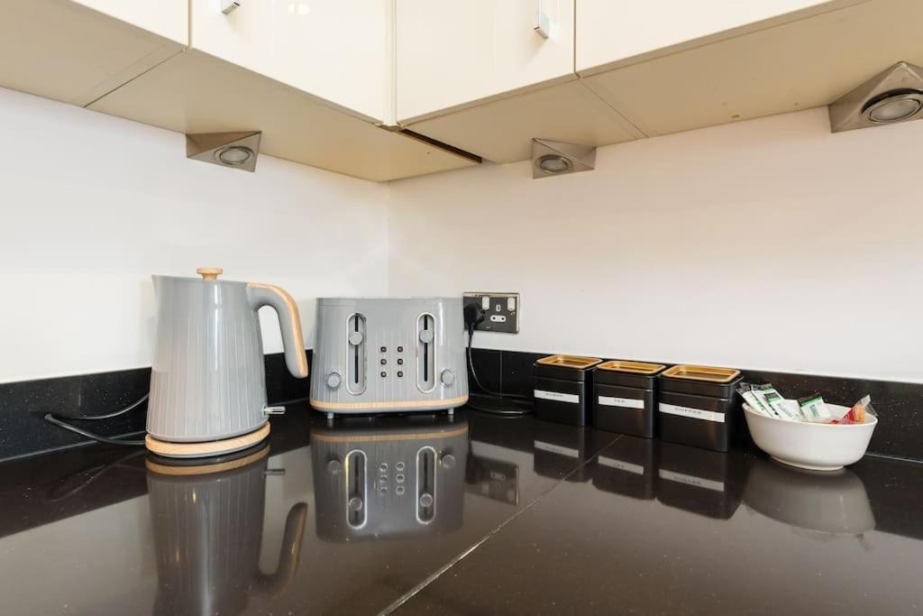 In The Heart Of Centre Apartment Cardiff