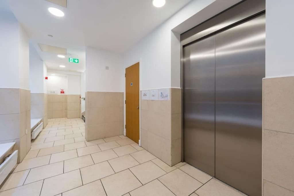 In The Heart Of Centre Apartment *