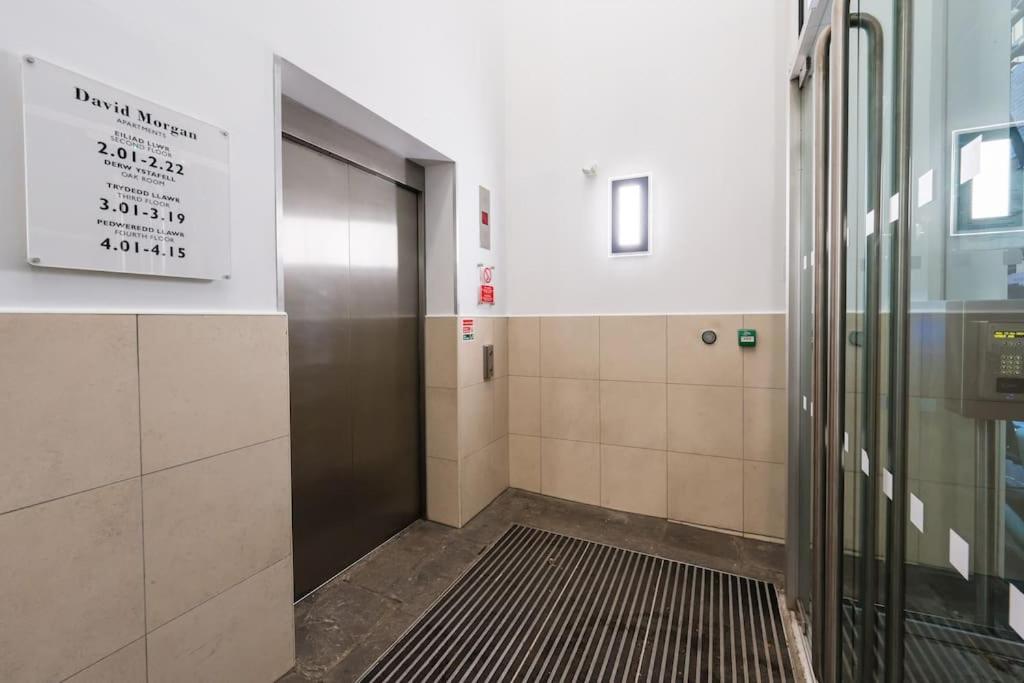 Apartment In The Heart Of Centre Cardiff