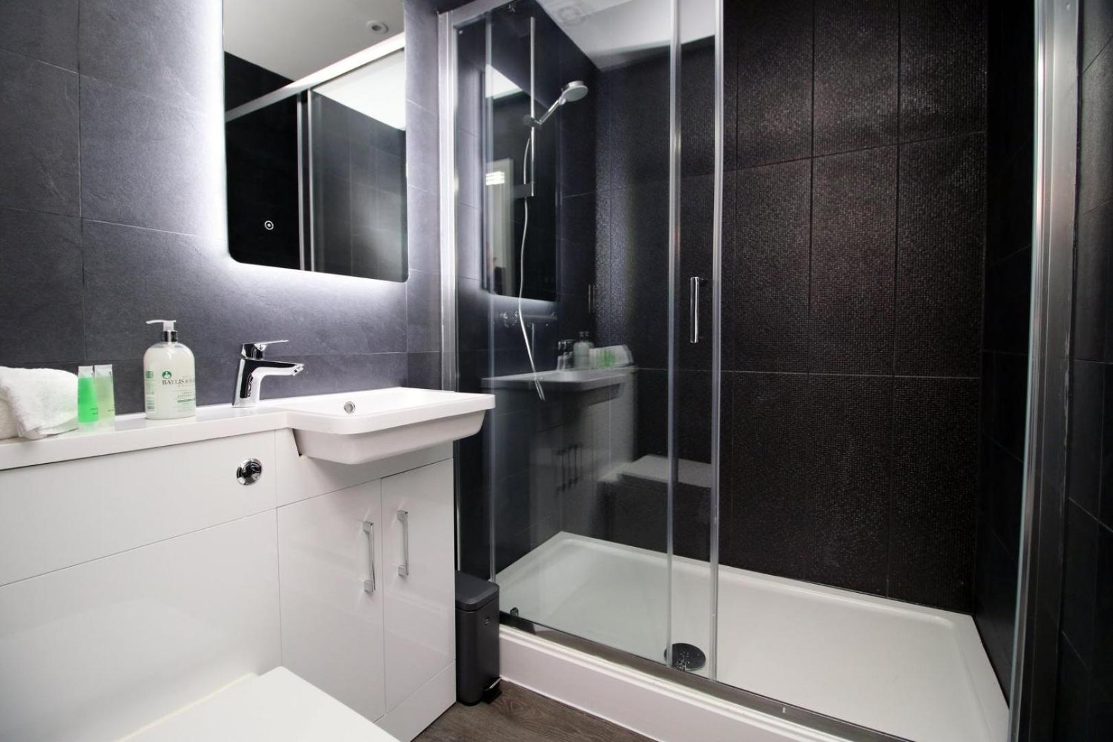 Apartment Boutique One Bedroom Cardiff