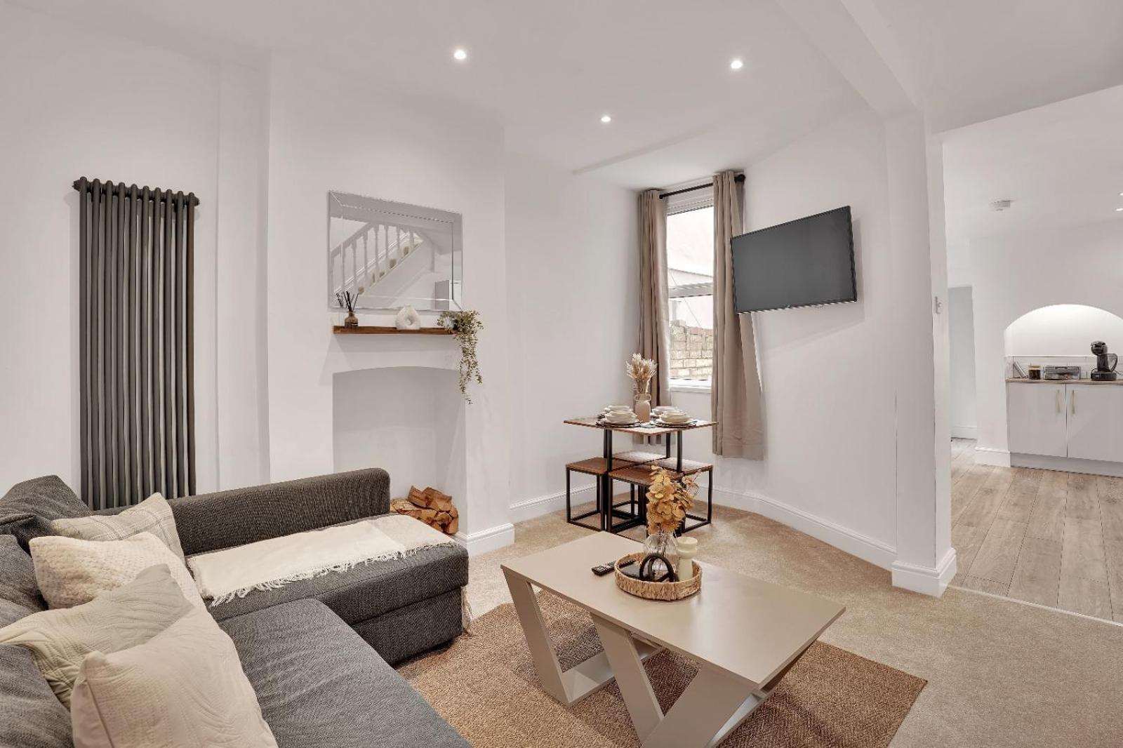 The Bay Escape -lovely 3bd House Holiday home