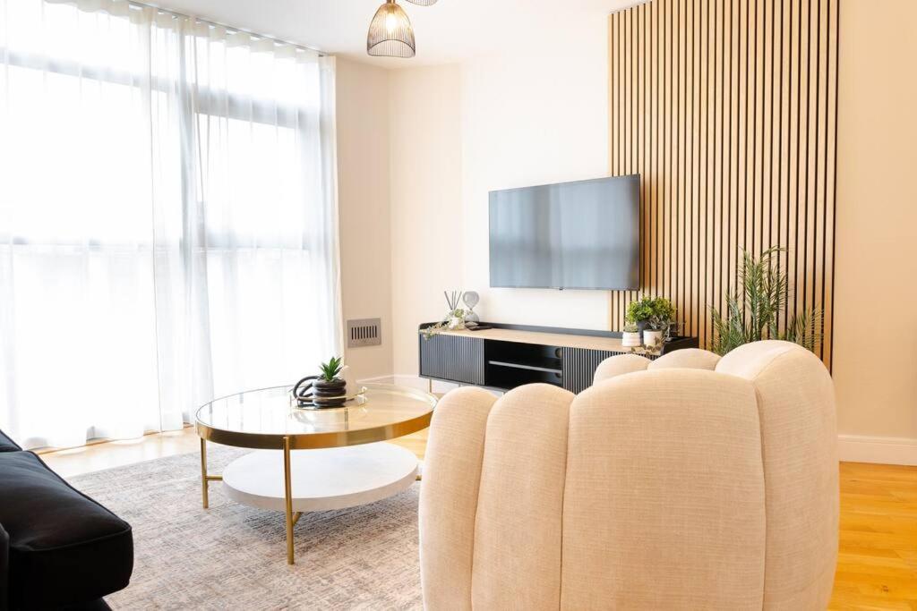 Apartment Sophisticated Free Parking *