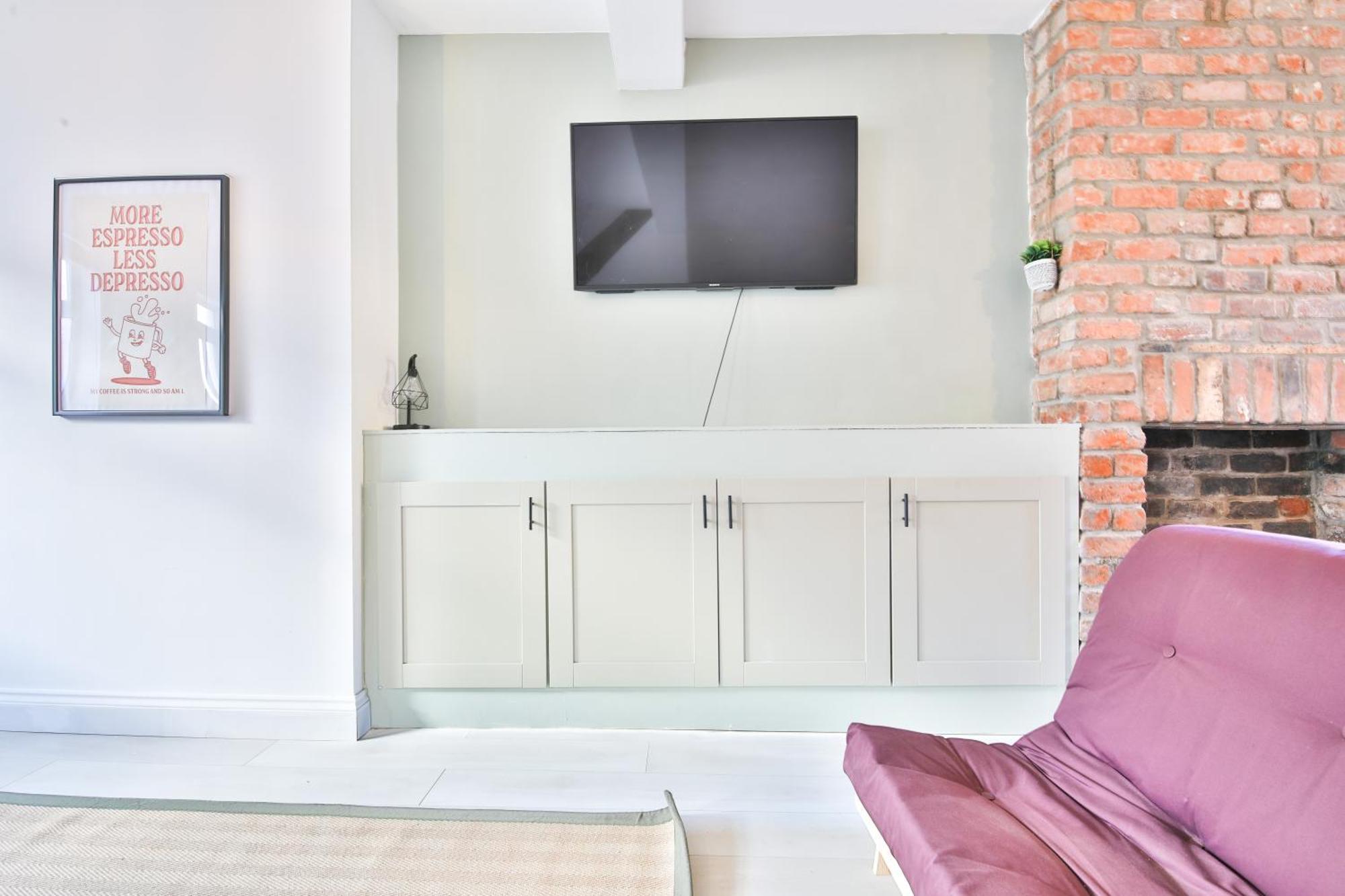 Stayright Charming 2br House, Walking Distance To City Centre