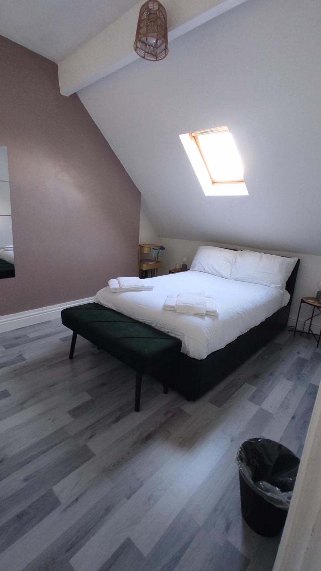 Guest house Casa Jimenez - Close To Town With Shared Bathroom Cardiff