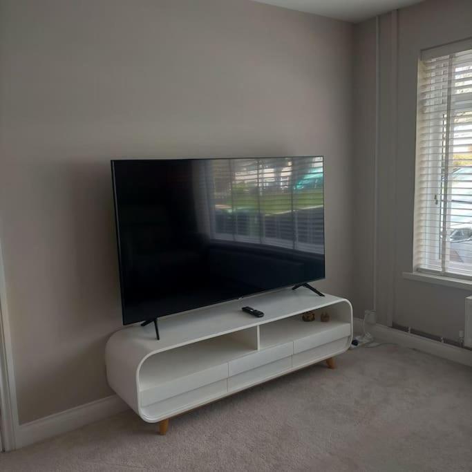 Homestay Sunny In Modern House