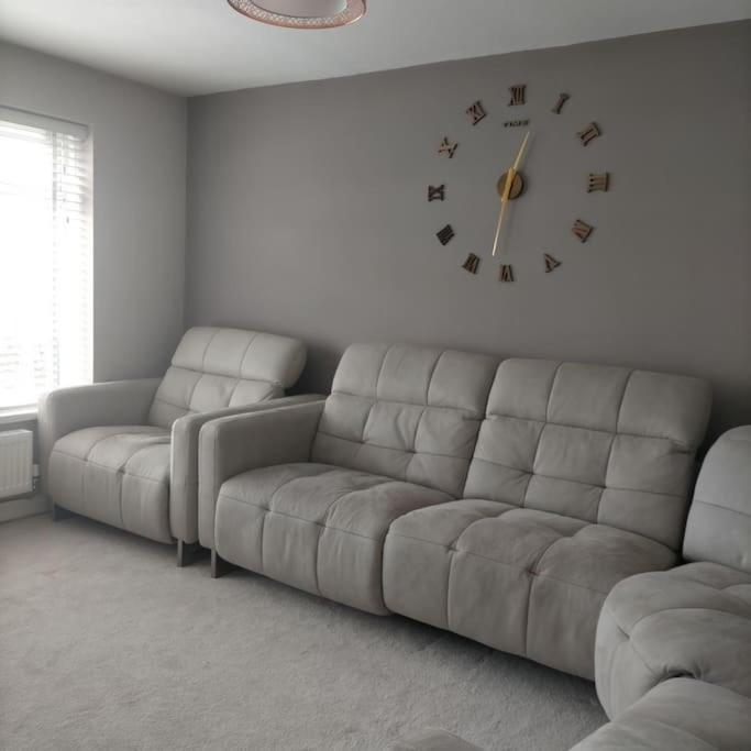 Homestay Sunny In Modern House *