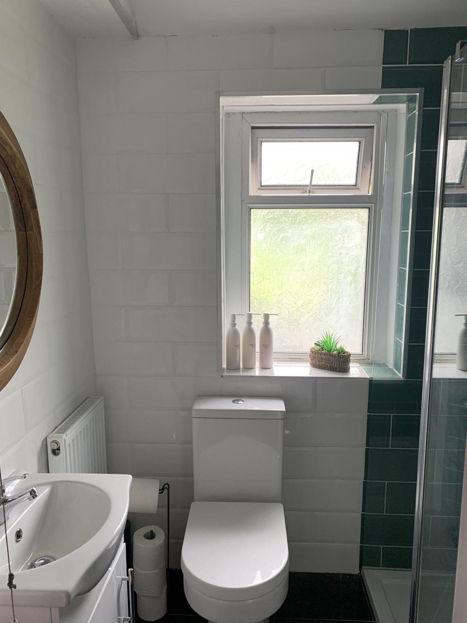 Adanhouse-stockland Spacious 5 Bedroom House Sleeps 12 Private Garden * Cardiff
