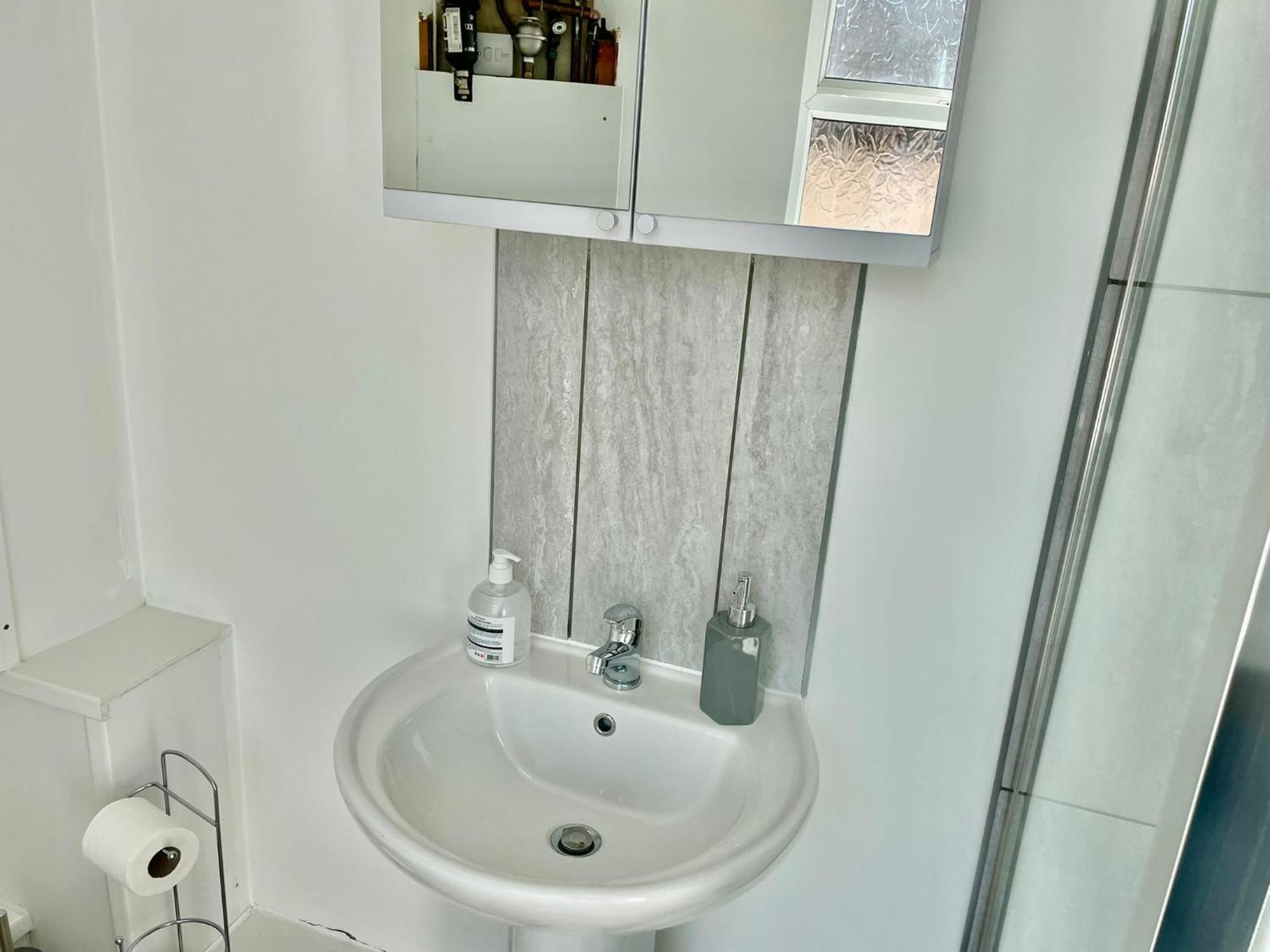 Cheerful 1 Bed City Centre - Penarth Rd Cardiff