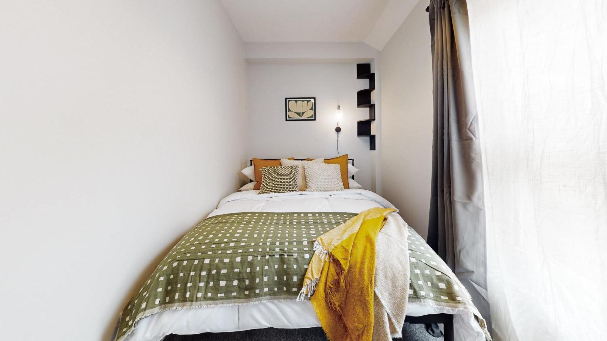Beautiful 3 Bed In The Heart Of City With Free Parking Holiday home