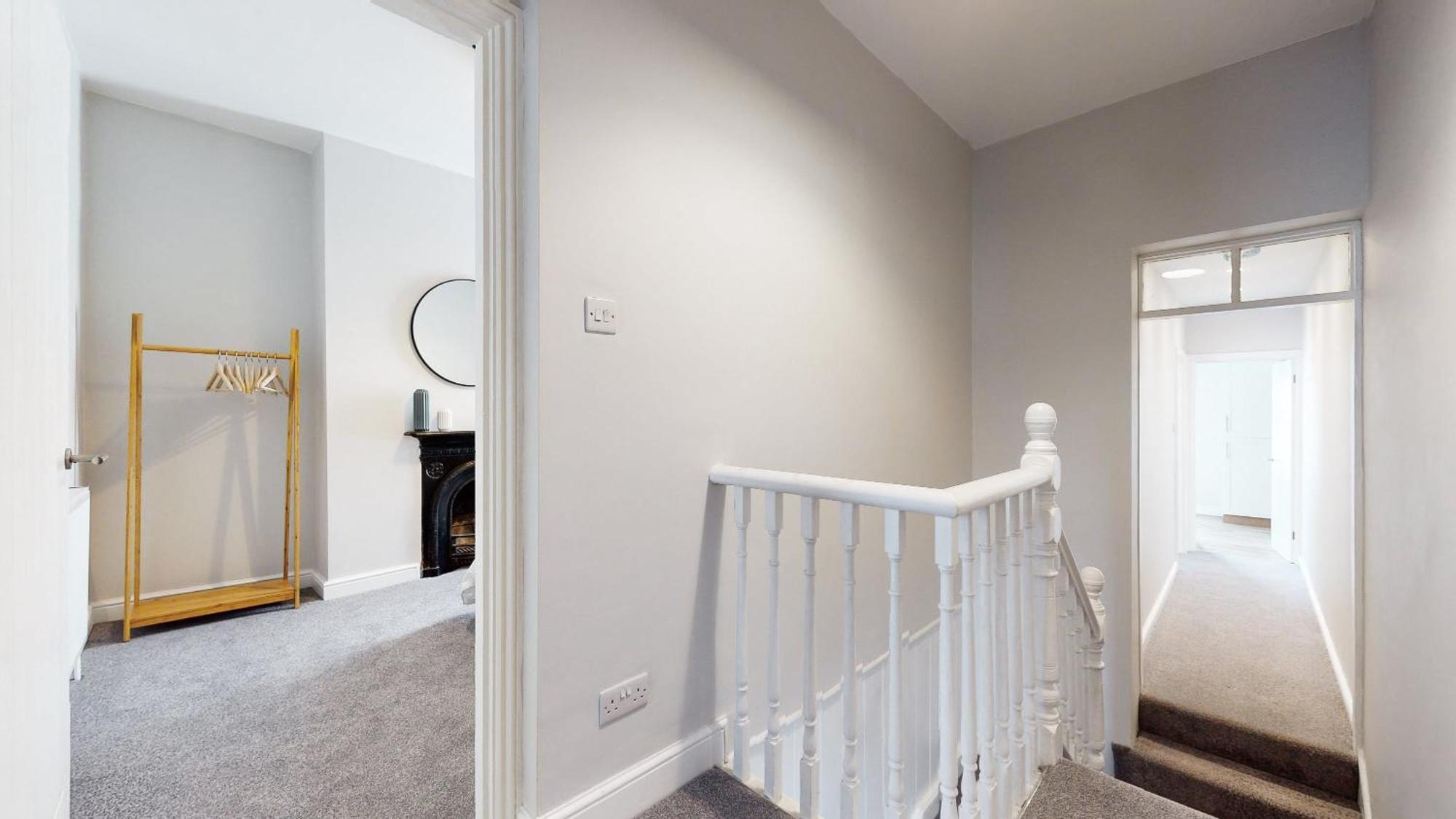 Holiday home Beautiful 3 Bed In The Heart Of City With Free Parking Cardiff