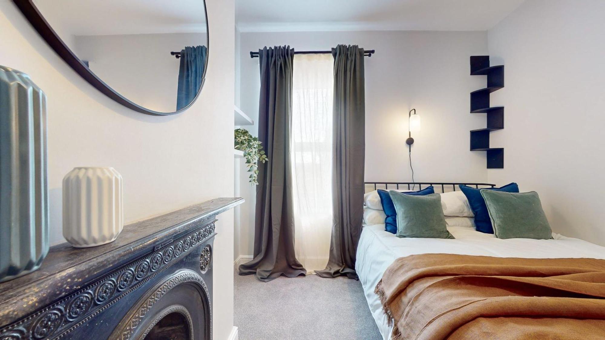 Holiday home Beautiful 3 Bed In The Heart Of City With Free Parking