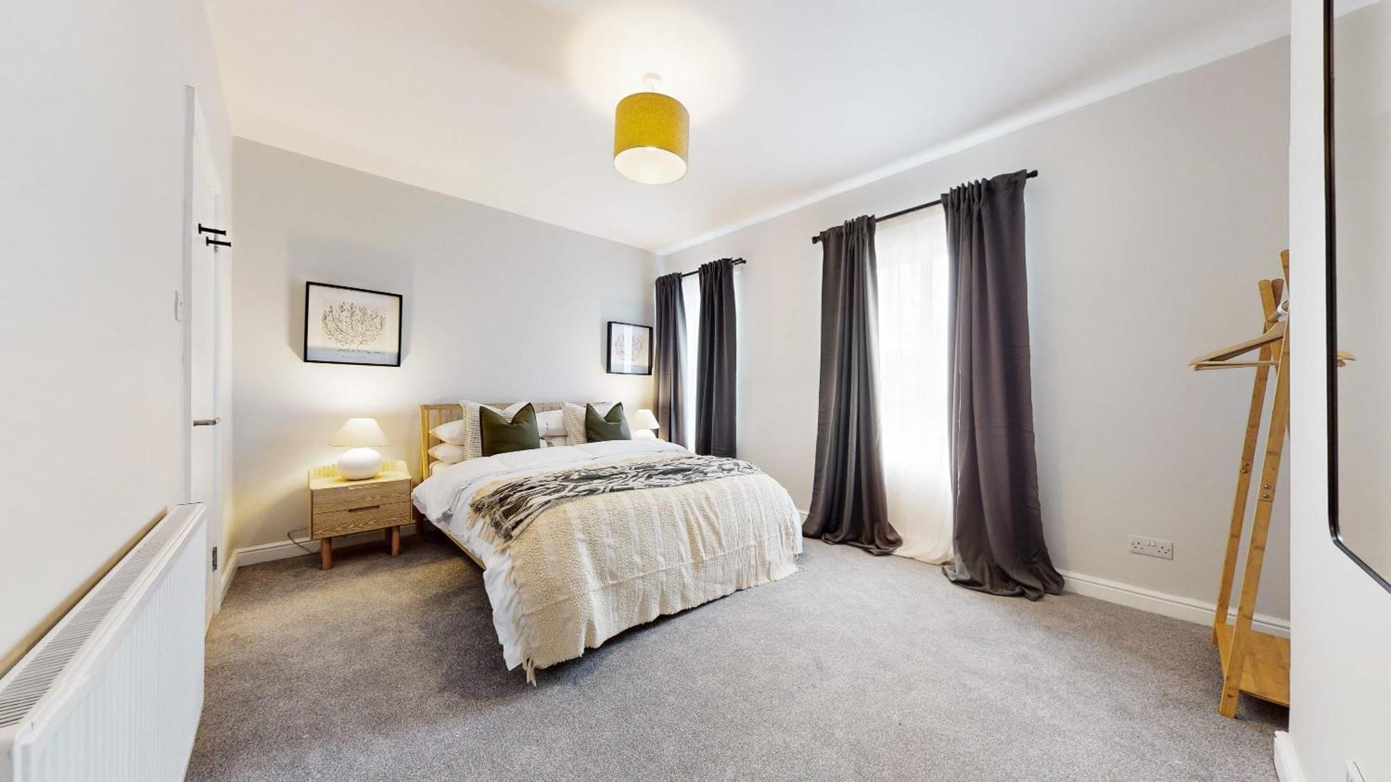 Beautiful 3 Bed In The Heart Of City With Free Parking * Cardiff